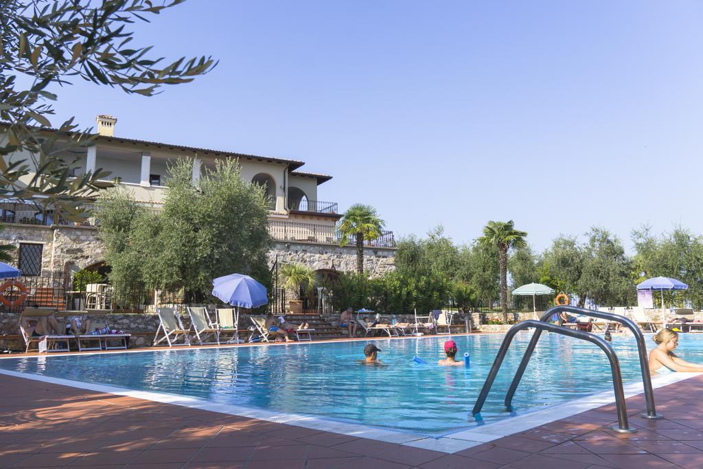 San Rocco Relais Aparthotel Soiano Del Lago Ngoại thất bức ảnh