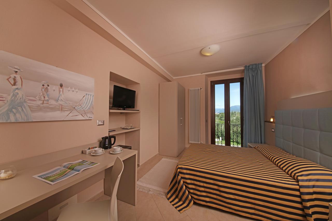 San Rocco Relais Aparthotel Soiano Del Lago Ngoại thất bức ảnh